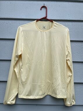 Patagonia Light Weight Capilene Pullover, Women’s Size XL, Light Yellow